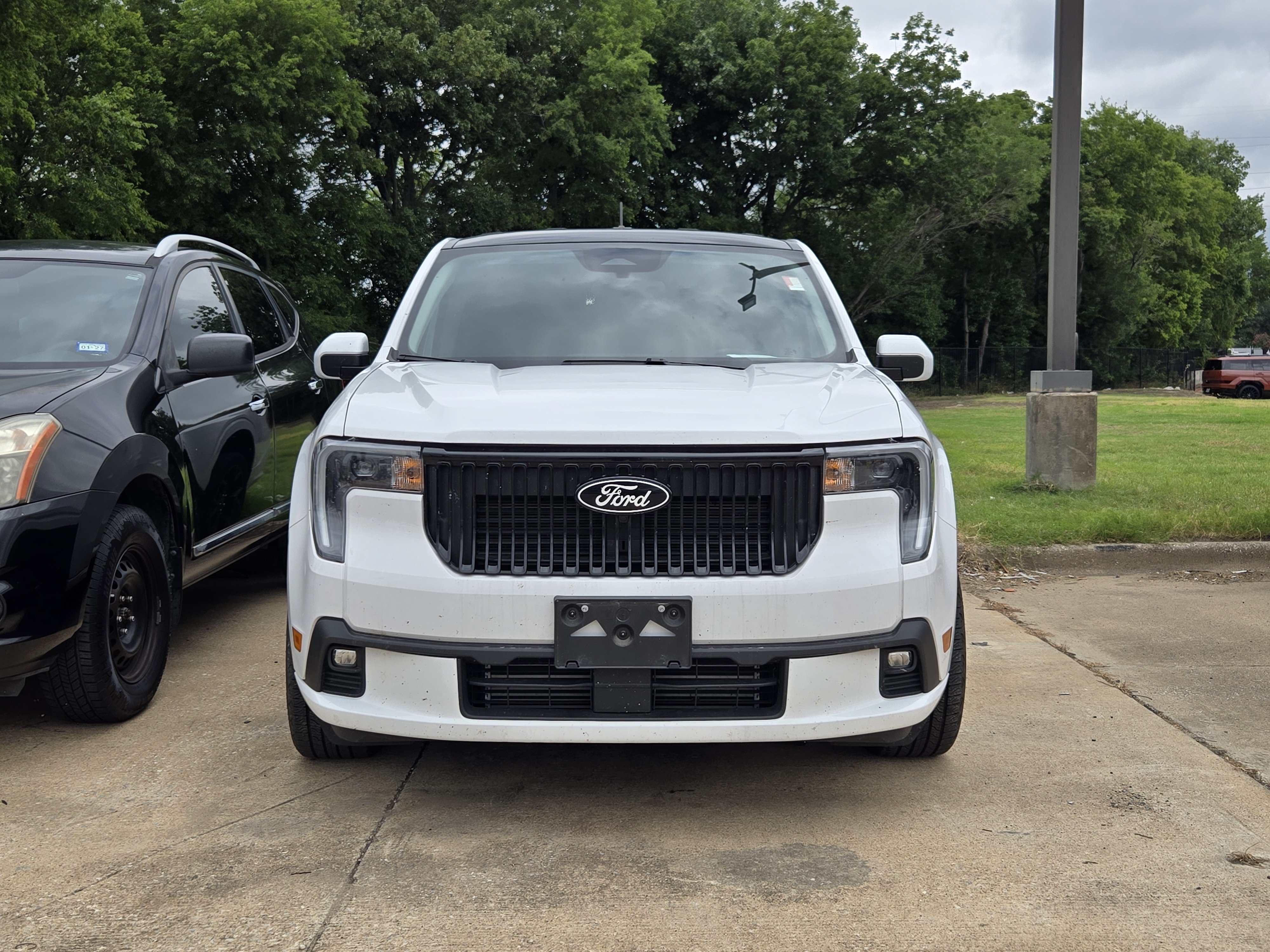 Certified 2025 Ford Maverick Lobo AWD/4WD image 2