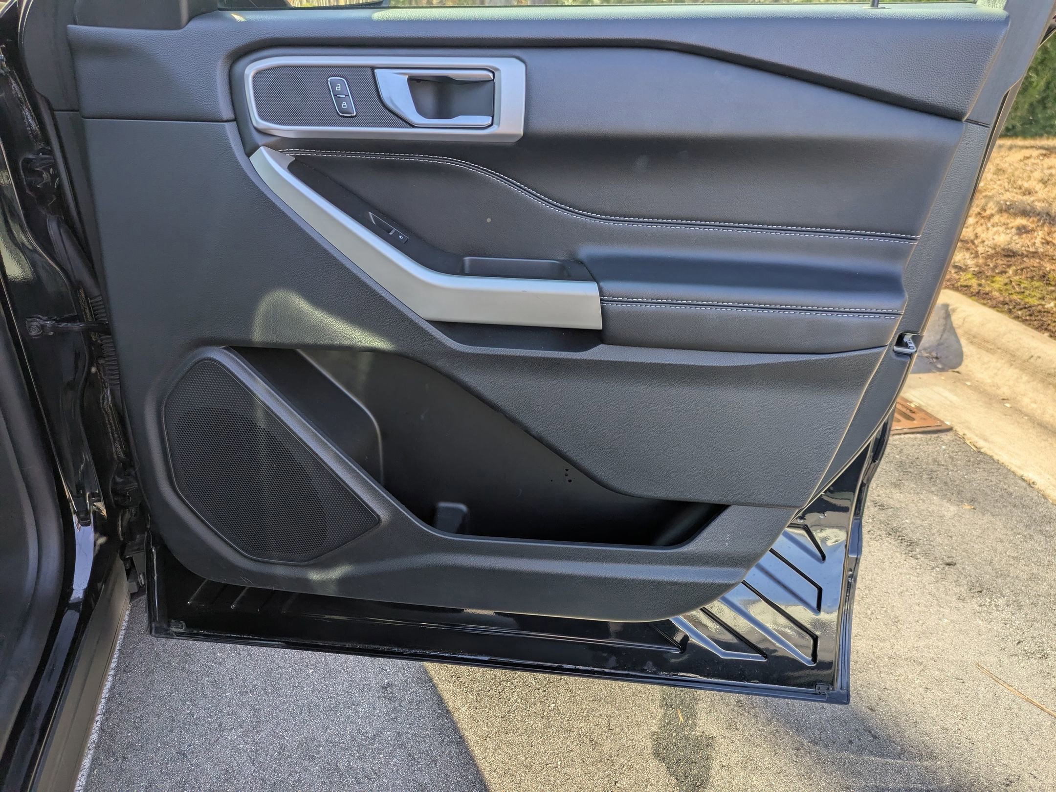 Certified 2022 Ford Explorer XLT image 35