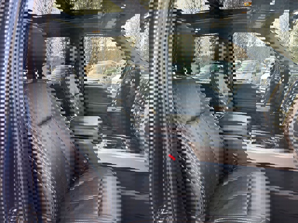 Certified 2020 Ford F350 Lariat w/ Lariat Ultimate Package image 28