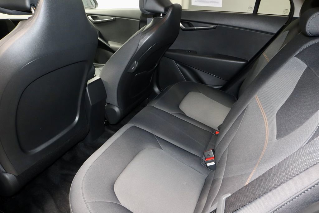 Used 2023 Kia Niro LX FWD image 21