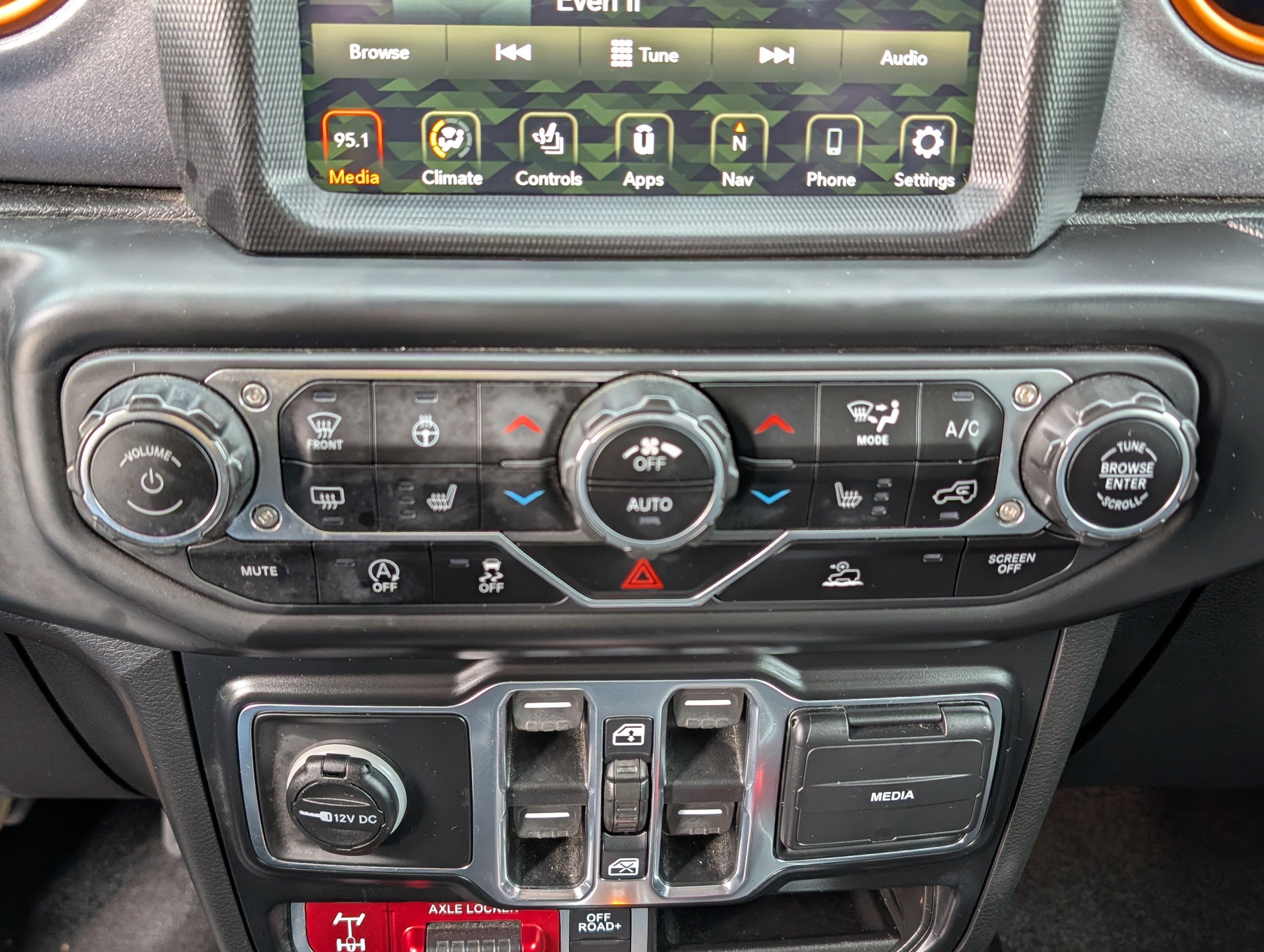 Used 2021 Jeep Gladiator Mojave image 26