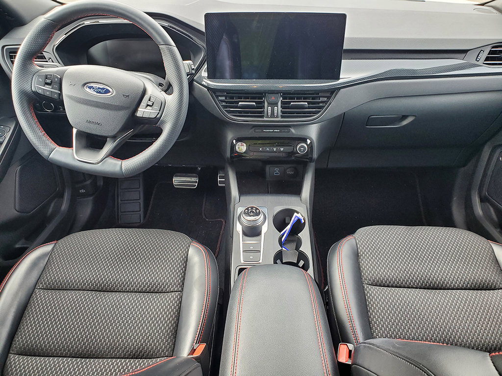 Certified 2023 Ford Escape ST-Line w/ Tech Pack #1 AWD/4WD image 7