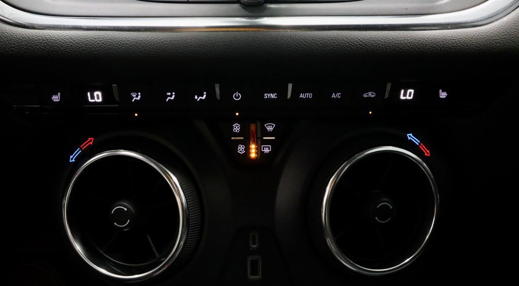 Used 2024 Chevrolet Blazer LT w/ Convenience Package image 30