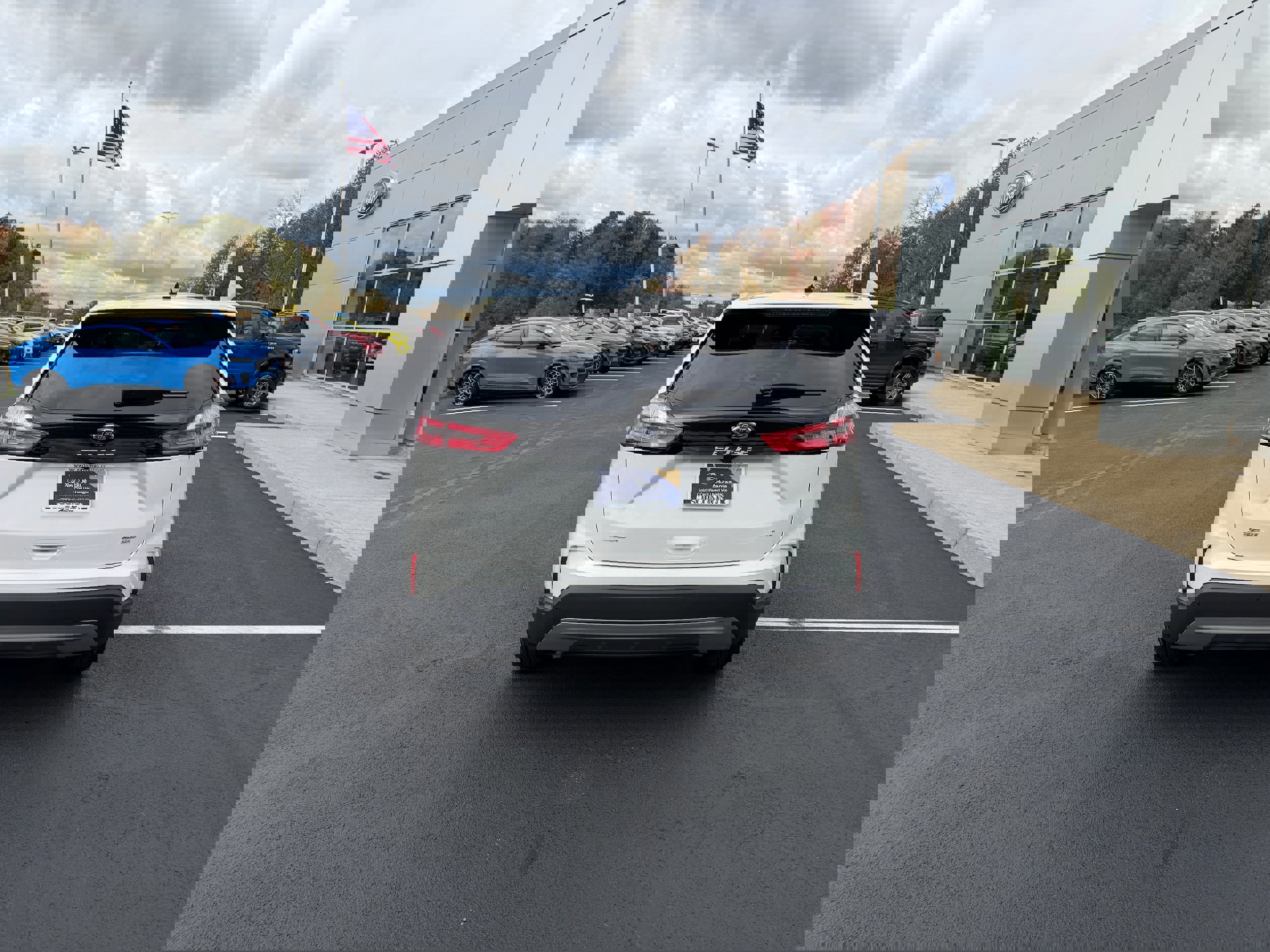 Certified 2024 Ford Edge SEL w/ Convenience Package image 4