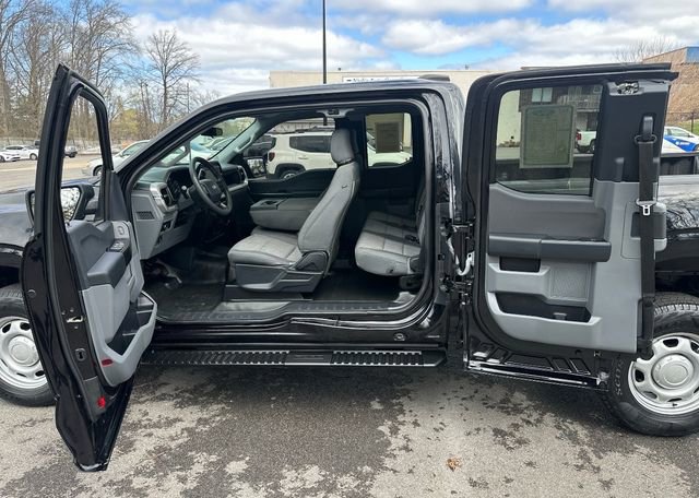 Certified 2022 Ford F150 XL w/ Equipment Group 101A High image 18