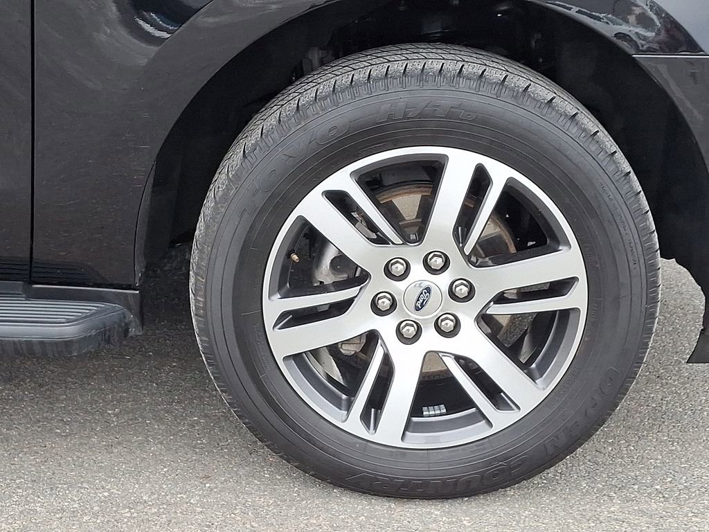 Certified 2024 Ford Expedition Limited image 8