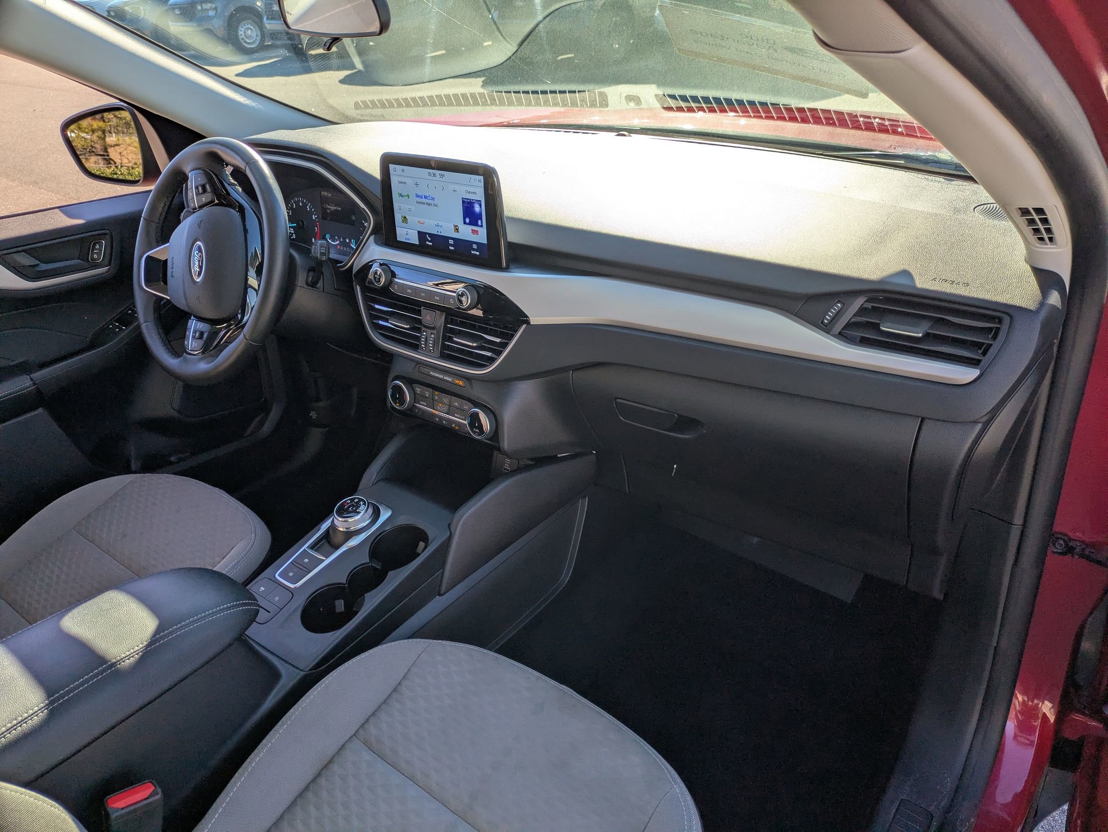 Certified 2022 Ford Escape SE w/ SE Sport Appearance Package image 40