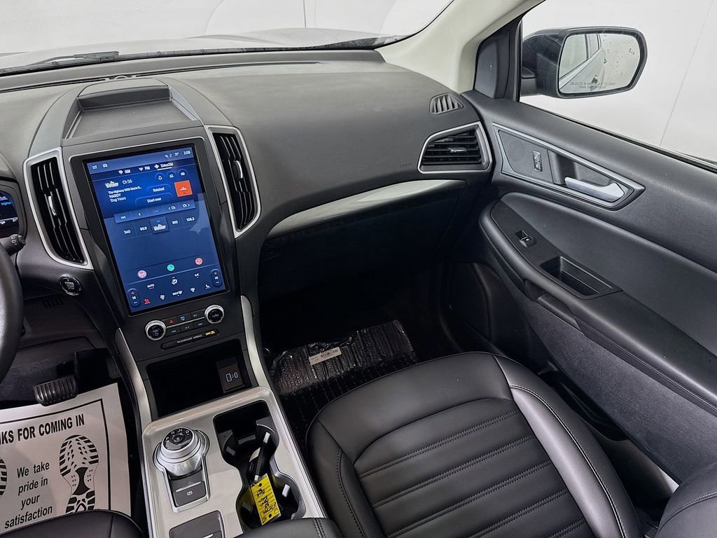 Certified 2024 Ford Edge SEL w/ Convenience Package image 24