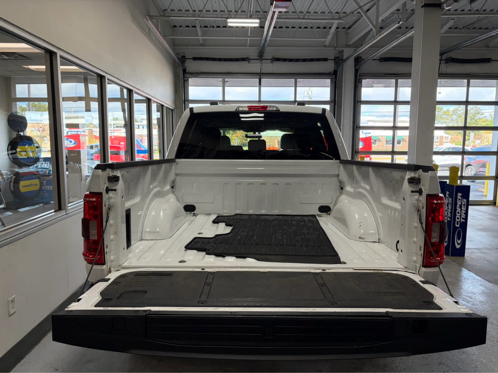 Certified 2021 Ford F150 Tremor w/ Equipment Group 401A Mid AWD/4WD image 8