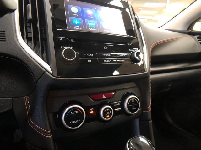 Used 2021 Subaru Crosstrek 2.0i Premium image 17