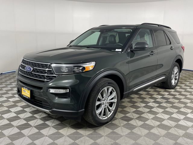 Certified 2023 Ford Explorer XLT w/ Equipment Group 202A