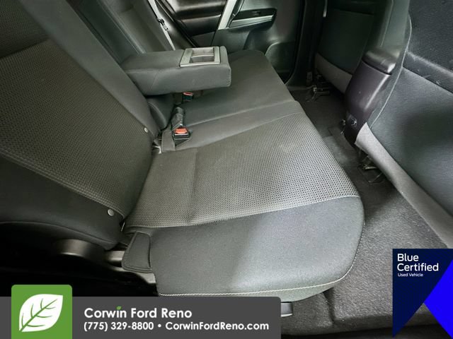 Used 2018 Toyota RAV4 XLE AWD/4WD image 29