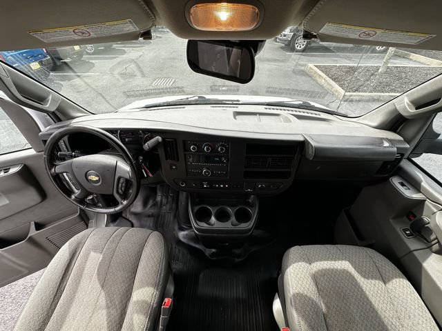 Used 2022 Chevrolet Express 3500 w/ Power Convenience Package image 19