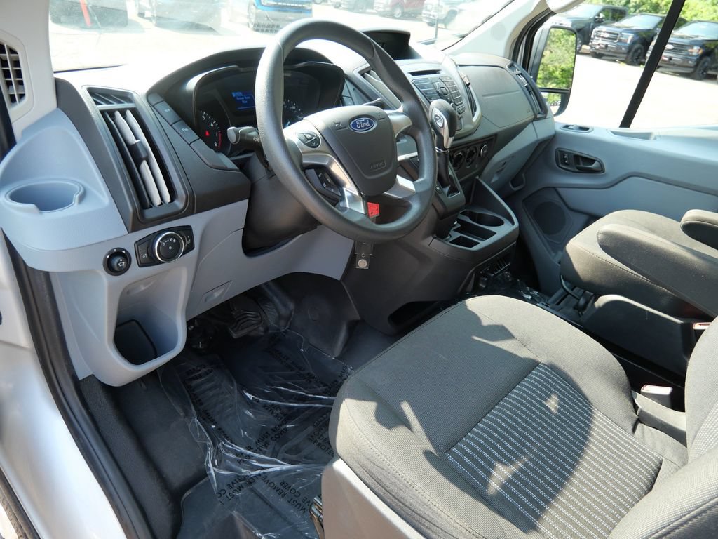 Certified 2019 Ford Transit 350 XLT RWD image 3