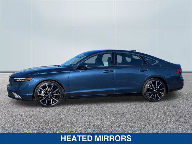 Used 2024 Honda Accord Touring image 2