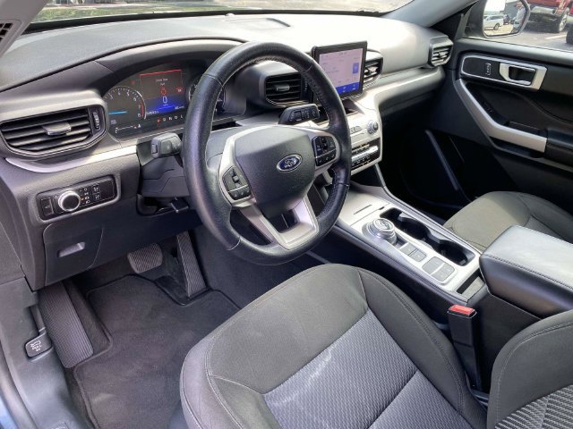 Certified 2023 Ford Explorer XLT RWD image 16