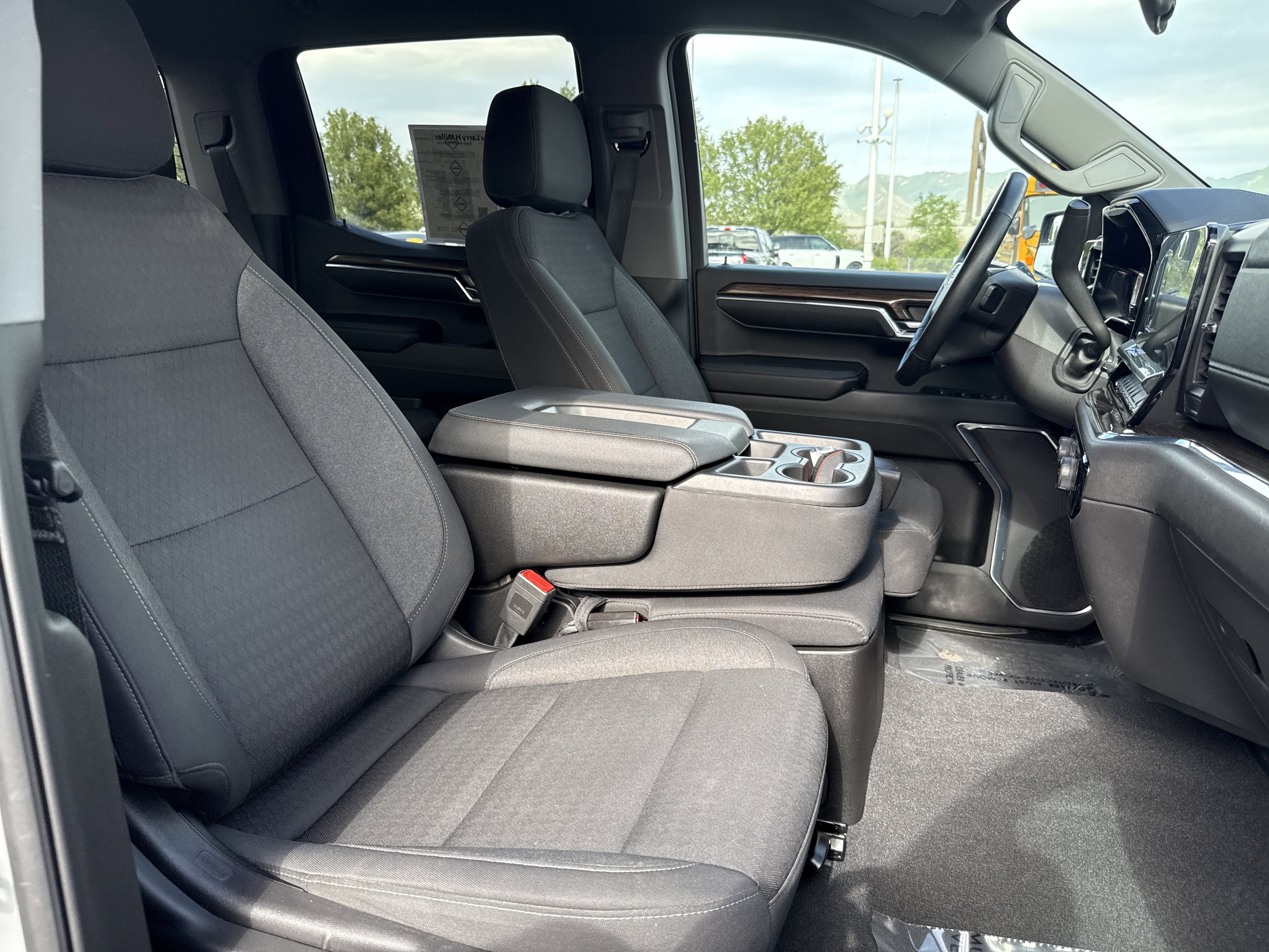 Used 2024 Chevrolet Silverado 1500 LT Trail Boss AWD/4WD image 13