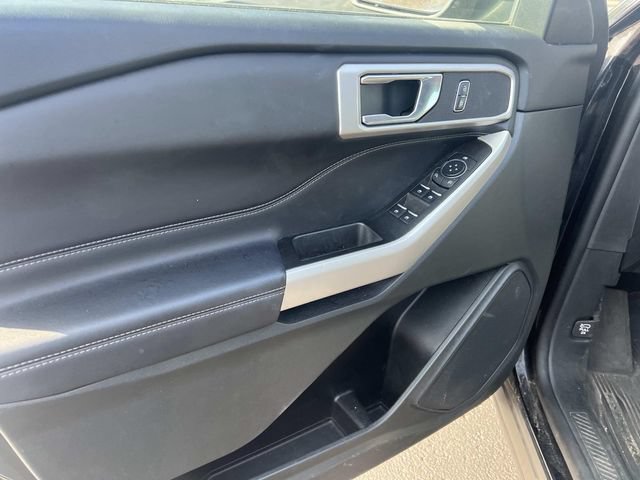 Certified 2024 Ford Explorer XLT AWD/4WD image 6