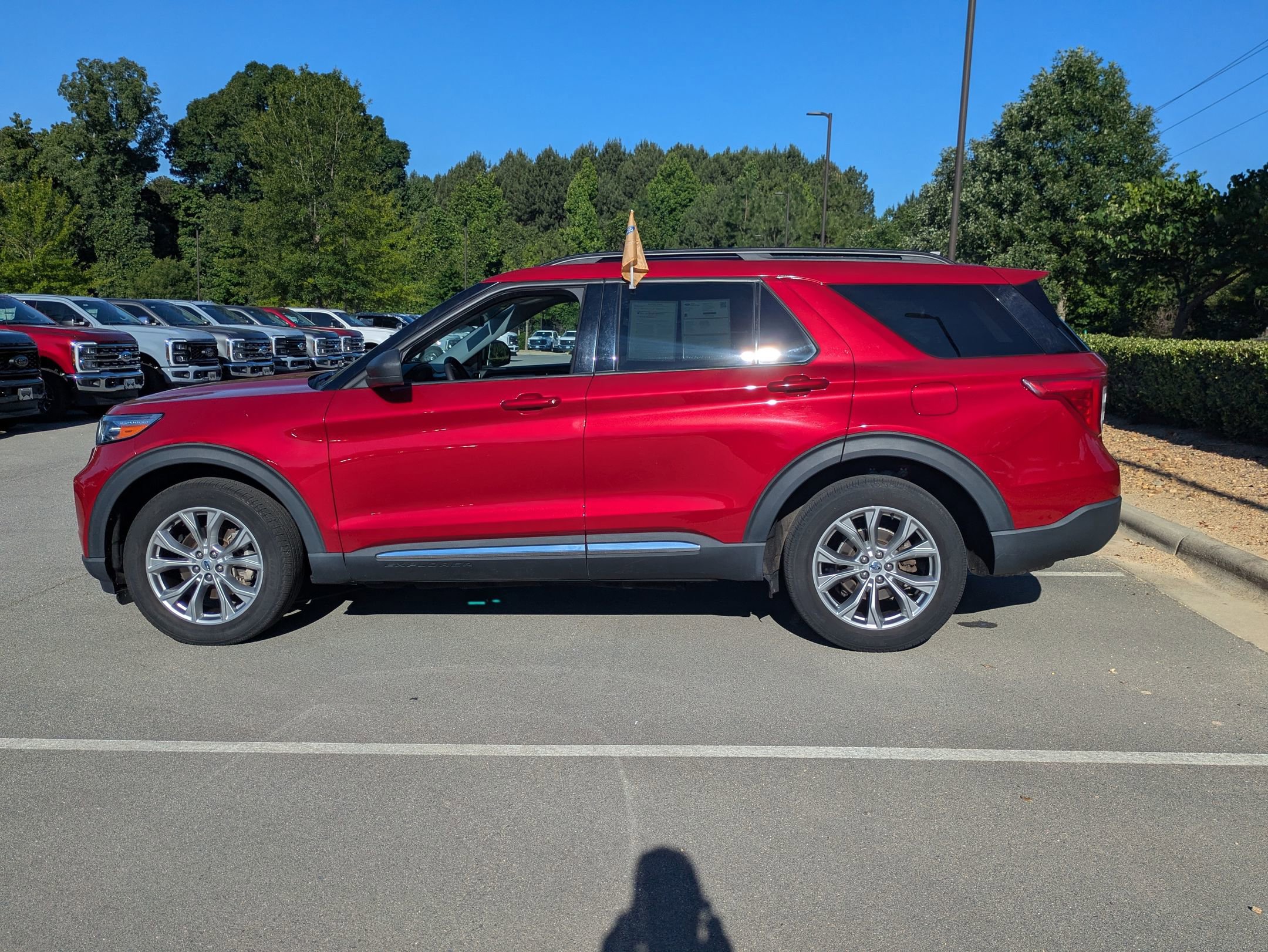 Certified 2023 Ford Explorer XLT w/ Equipment Group 202A AWD/4WD image 7