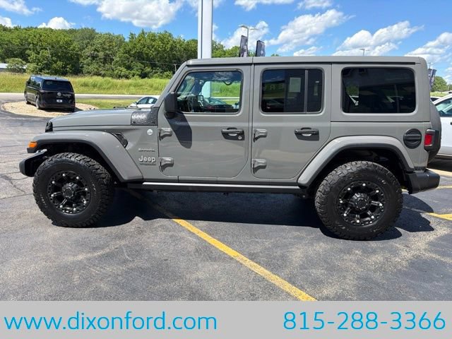 Used 2019 Jeep Wrangler Unlimited Sahara AWD/4WD image 5