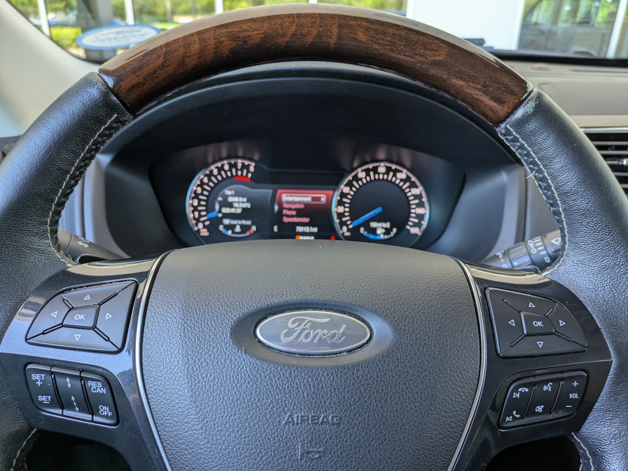 Certified 2017 Ford Explorer Platinum AWD/4WD image 30