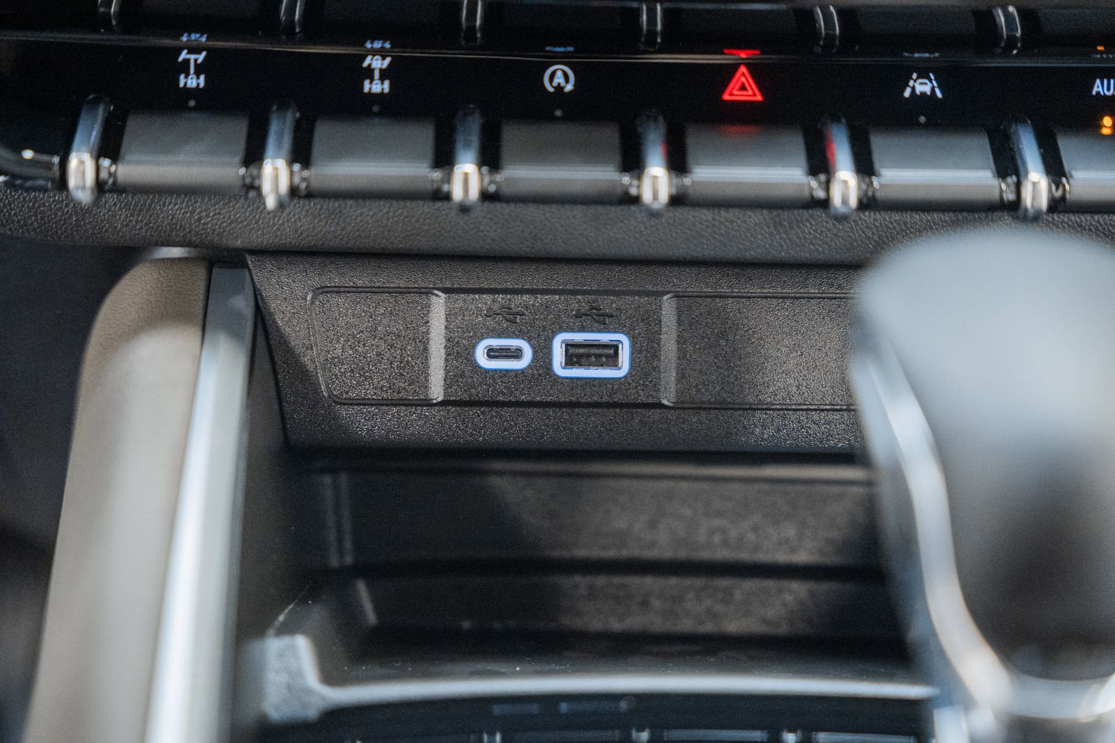 Used 2026 Chevrolet Colorado ZR2 image 33