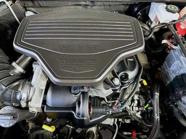 Used 2022 Cadillac XT5 Premium Luxury FWD image 9