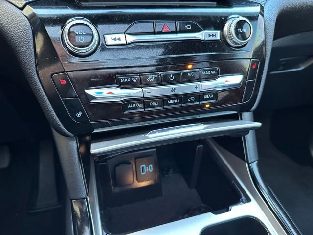 Certified 2023 Ford Explorer ST-Line image 22