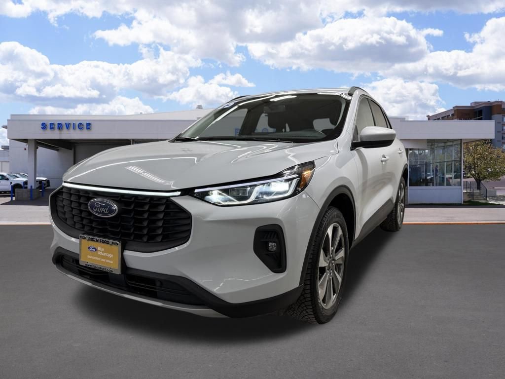 Certified 2025 Ford Escape Platinum AWD/4WD image 7