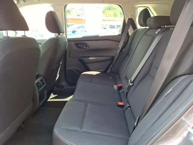 Used 2024 Nissan Rogue S FWD image 26