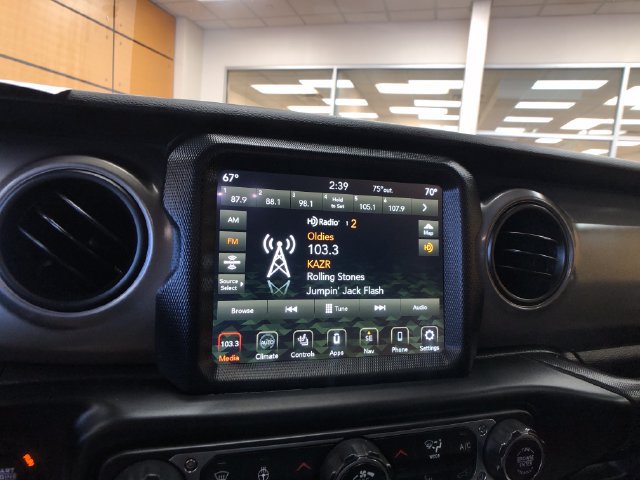 Used 2022 Jeep Wrangler Unlimited Sport AWD/4WD image 15