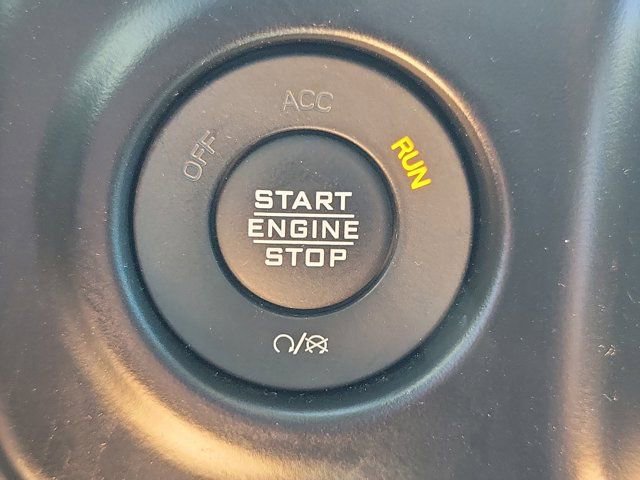 Used 2021 Jeep Wrangler Unlimited Sahara image 27