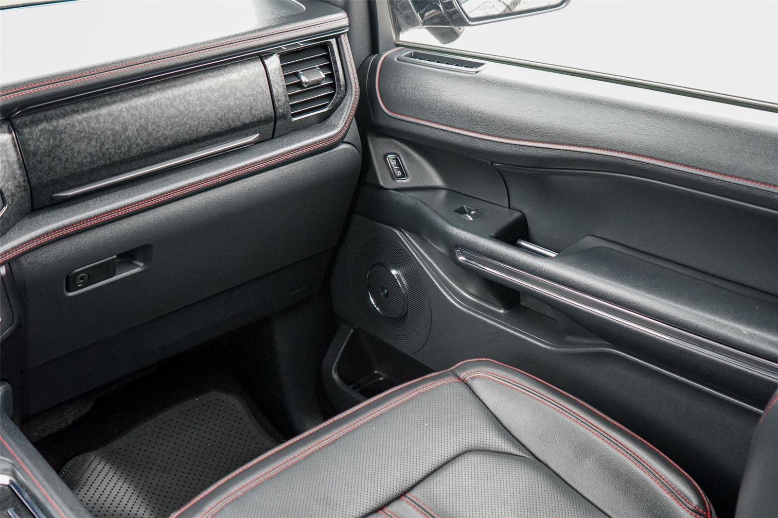 Certified 2023 Ford Expedition Limited RWD image 28