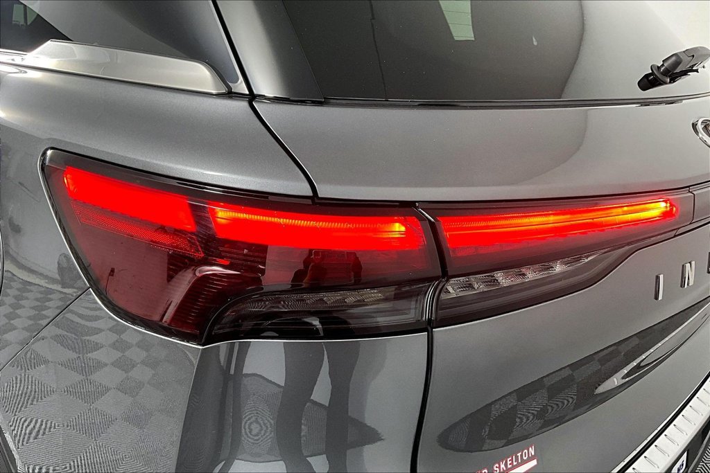 Used 2023 INFINITI QX60 Luxe w/ Vision Package AWD/4WD image 30