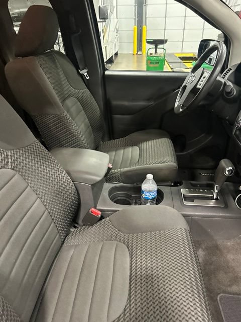 Used 2017 Nissan Frontier SV w/ SV Value Truck Package RWD image 10