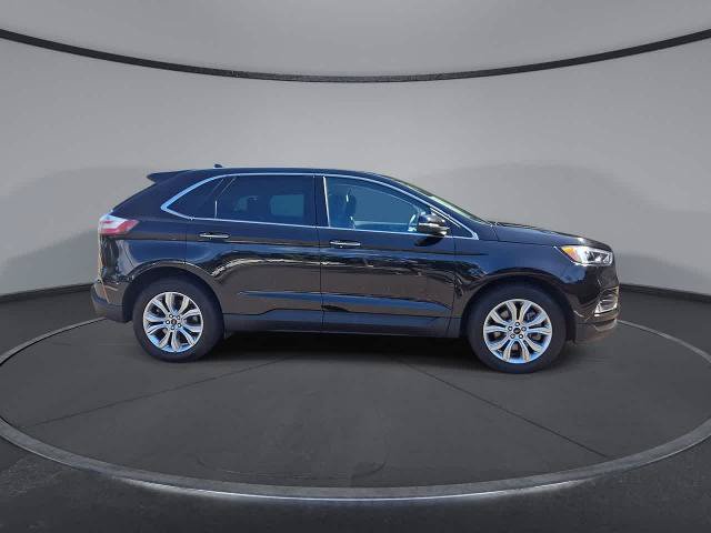 Certified 2024 Ford Edge Titanium AWD/4WD image 9