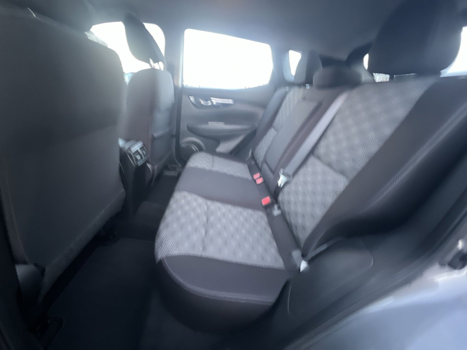 Used 2019 Nissan Rogue Sport SV image 23