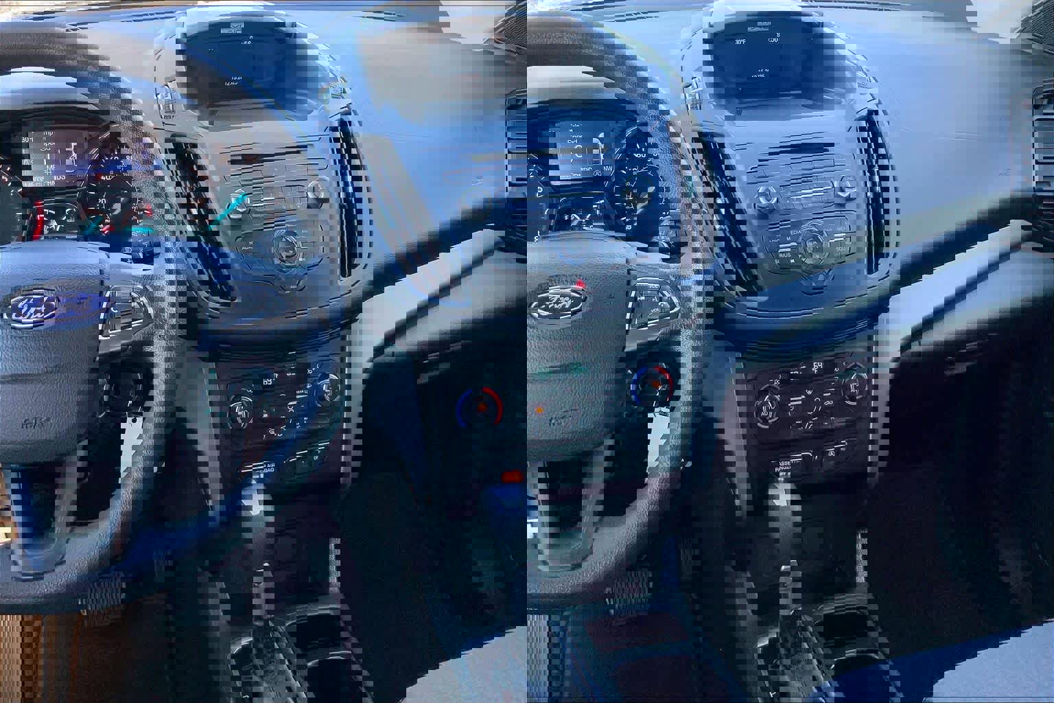 Certified 2017 Ford Escape SE image 6