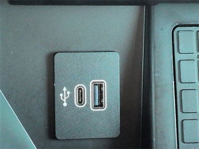 Certified 2025 Ford F150 Raptor image 24