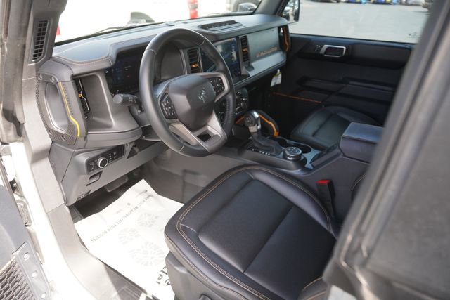 Certified 2024 Ford Bronco Badlands AWD/4WD image 8