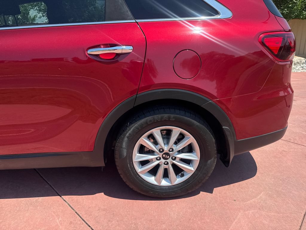 Used 2020 Kia Sorento LX w/ LX I4 Convenience Package AWD/4WD image 38