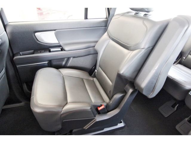 Certified 2025 Ford Expedition Active AWD/4WD image 11