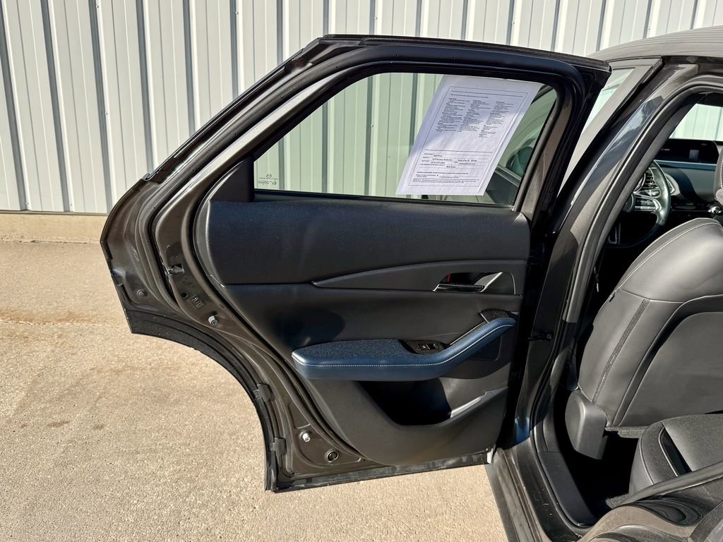 Used 2021 MAZDA CX-30 AWD 2.5 S w/ Preferred Package image 14