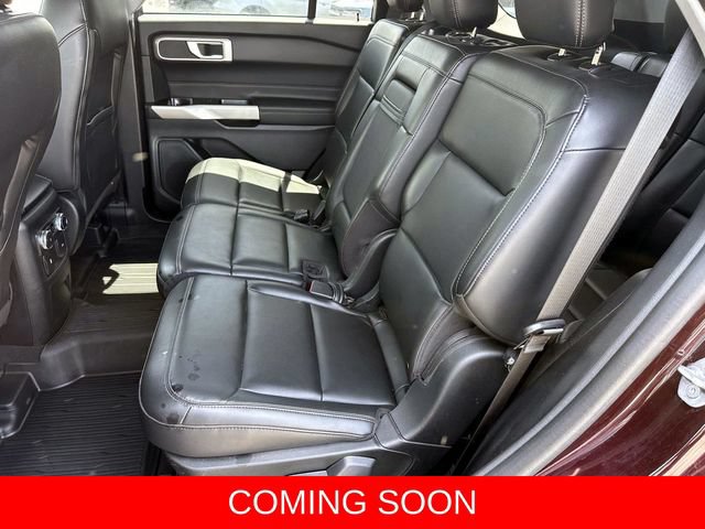 Certified 2022 Ford Explorer XLT w/ Equipment Group 202A AWD/4WD image 7