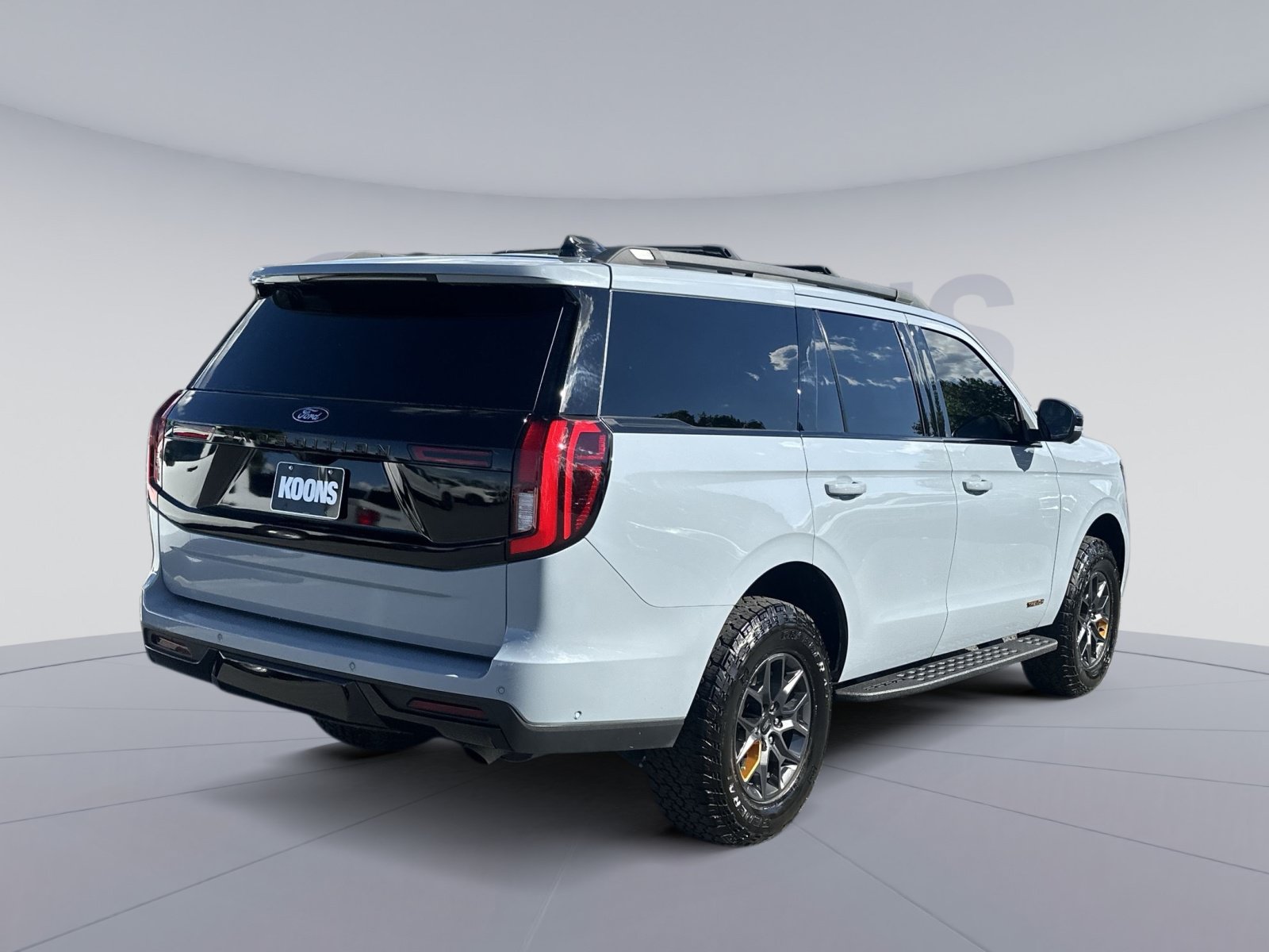 Certified 2025 Ford Expedition Tremor AWD/4WD image 16