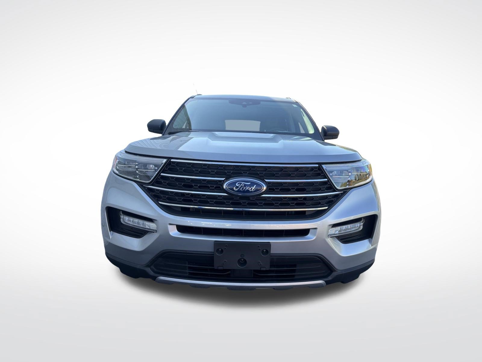 Certified 2024 Ford Explorer XLT w/ Equipment Group 202A AWD/4WD image 46