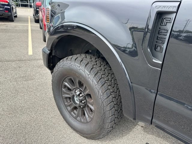 Certified 2022 Ford F250 Lariat w/ Tremor Off-Road Package AWD/4WD image 7