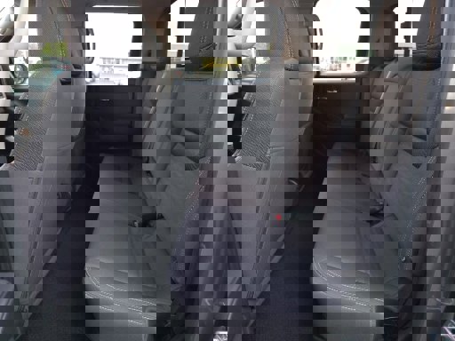 Used 2023 Nissan Frontier SV w/ SV Convenience Package image 17