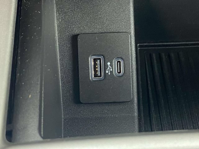 Certified 2021 Ford F250 Lariat w/ FX4 Off-Road Package AWD/4WD image 29