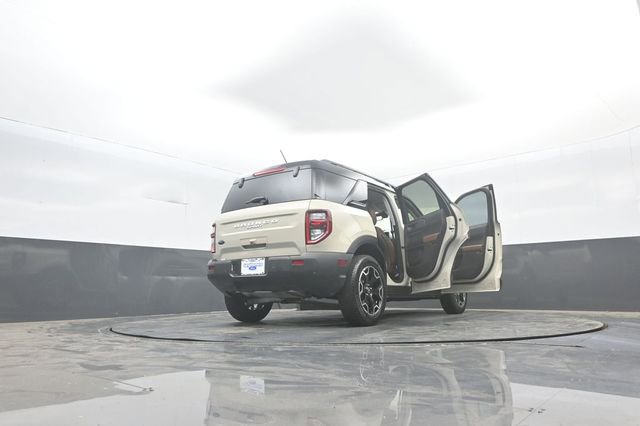 Certified 2025 Ford Bronco Sport Outer Banks AWD/4WD image 44